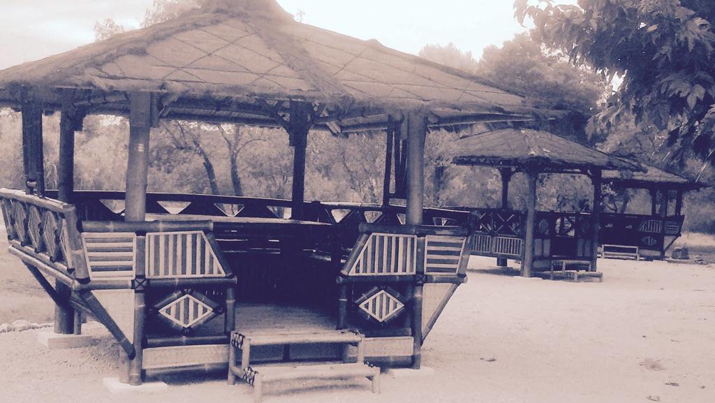 Camping Le Fief D'Anduze Exterior photo