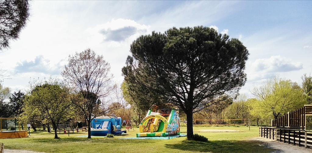 Camping Le Fief D'Anduze Exterior photo
